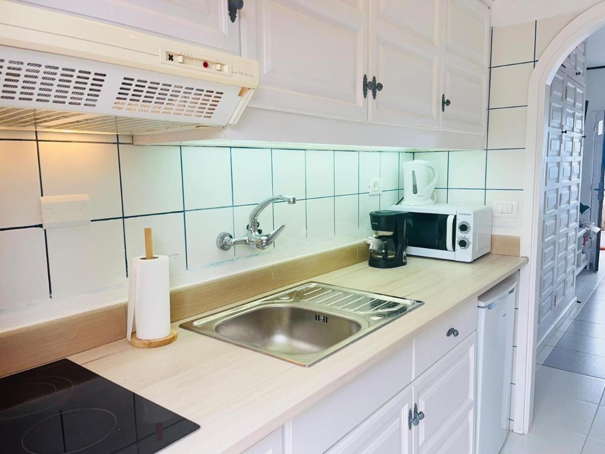 Studio Sea Front View & Pool Apartment Tacoronte Bagian luar foto
